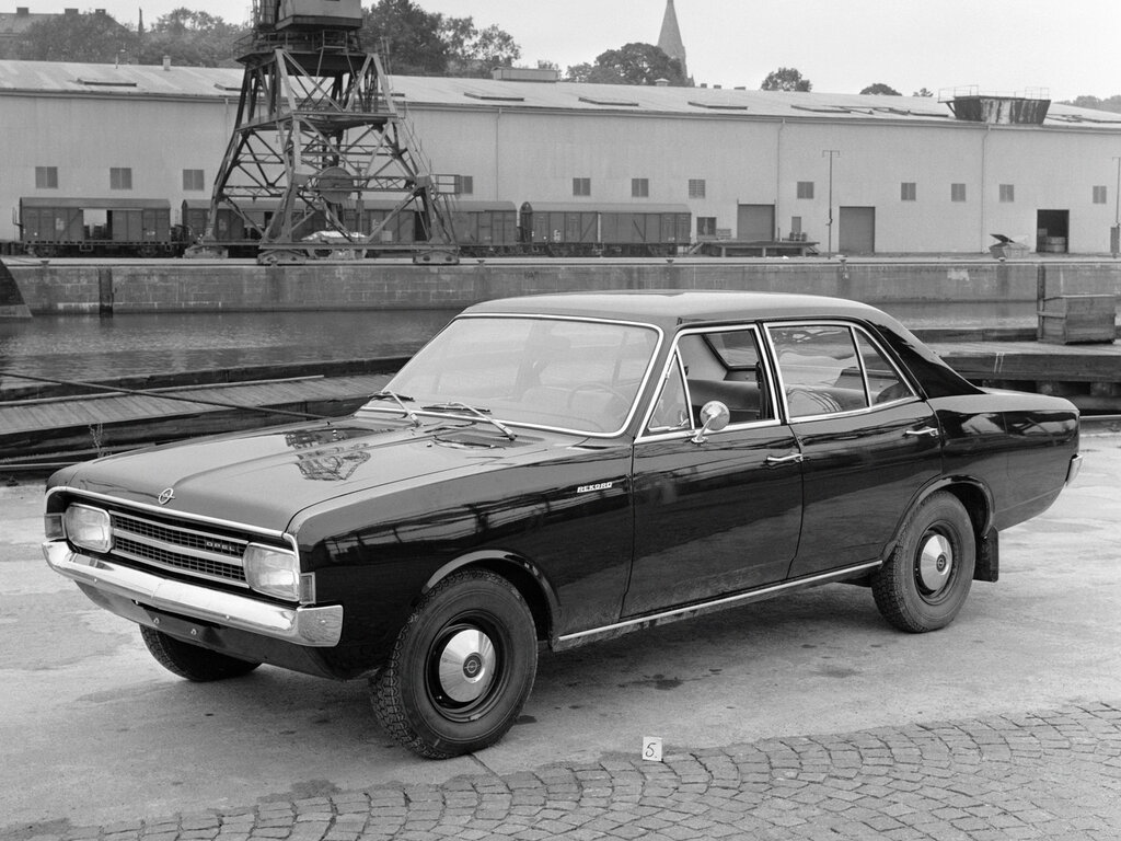 Opel Rekord 5 поколение, седан (08.1966 - 11.1971)